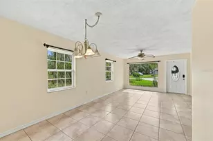 407 7th St SW, Ruskin, FL 33570 - Photo 9