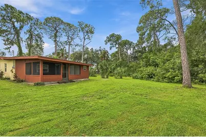 407 7th Street SW, Ruskin, FL 33570 - Photo 35