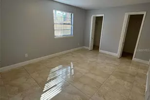 7517 Camarina Calle, Tampa, FL 33615 - Photo 7