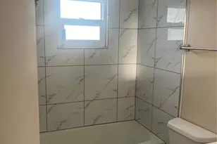 2163 Alicia Dr, Clearwater, FL 33763 - Photo 3