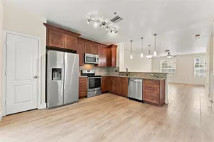 3121 Bayshore Oaks Dr, Tampa, FL 33611 - Photo 11