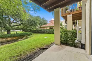 3121 Bayshore Oaks Dr, Tampa, FL 33611 - Photo 7