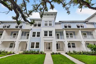 1439 W Chestnut St, Tampa, FL 33607 - Photo 1