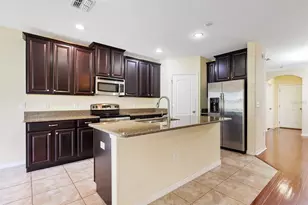 2724 Garden Falls Dr, Brandon, FL 33511 - Photo 3