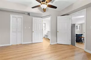 123 N Safford Ave, Tarpon Springs, FL 34689 - Photo 35