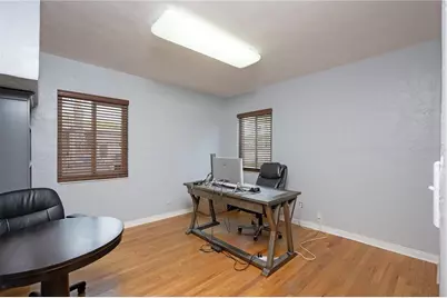 3039 49th Street N, Saint Petersburg, FL 33710 - Photo 9