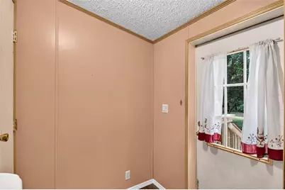 7305 Timber Crest Lane, Zephyrhills, FL 33540 - Photo 19