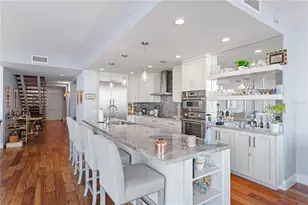 175 1st St S, Saint Petersburg, FL 33701 - Photo 13