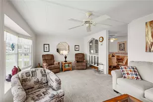 5352 Plant St, Zephyrhills, FL 33542 - Photo 23