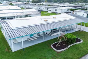 5352 Plant St, Zephyrhills, FL 33542 - Photo 9