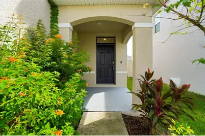 5674 Banbury Ridge Run, Wesley Chapel, FL 33545 - Photo 5