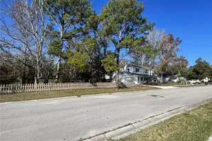 849 Laurelridge Ct, Brooksville, FL 34601 - Photo 3