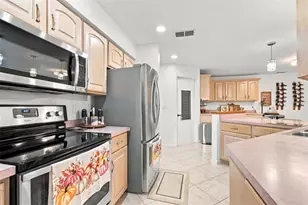 14304 91st Ave, Seminole, FL 33776 - Photo 13