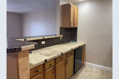 9105 W Hillsborough Avenue #I104, Tampa, FL 33615 - Photo 7