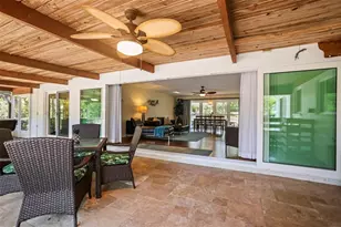 1600 Park St N, Saint Petersburg, FL 33710 - Photo 31