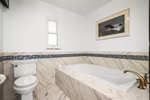 1600 Park St N, Saint Petersburg, FL 33710 - Photo 13