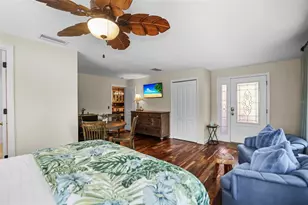 1600 Park St N, Saint Petersburg, FL 33710 - Photo 21