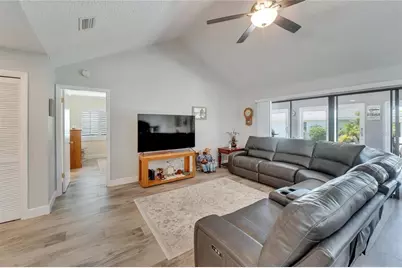 1839 Wolf Laurel Drive, Sun City Center, FL 33573 - Photo 9