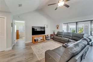1839 Wolf Laurel Dr, Sun City Center, FL 33573 - Photo 9