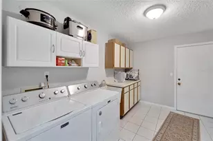 1839 Wolf Laurel Dr, Sun City Center, FL 33573 - Photo 15