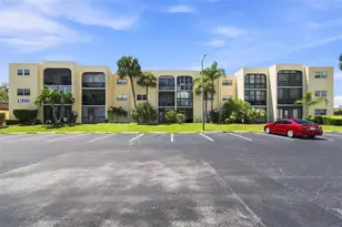 11485 Oakhurst Rd, Largo, FL 33774 - Photo 3