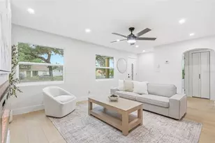 4750 Emerson Ave S, Saint Petersburg, FL 33711 - Photo 5