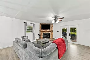 9124 Carey Rd, Lithia, FL 33547 - Photo 15