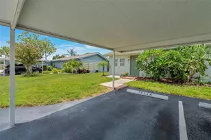 1814 Fox Hunt Dr, Sun City Center, FL 33573 - Photo 15