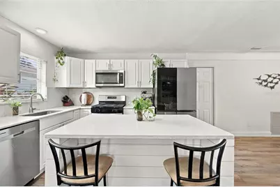 5915 35th Avenue N, Saint Petersburg, FL 33710 - Photo 17