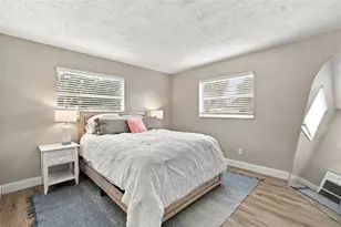5915 35th Ave N, Saint Petersburg, FL 33710 - Photo 39