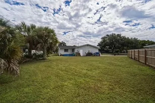 5915 35th Ave N, Saint Petersburg, FL 33710 - Photo 43
