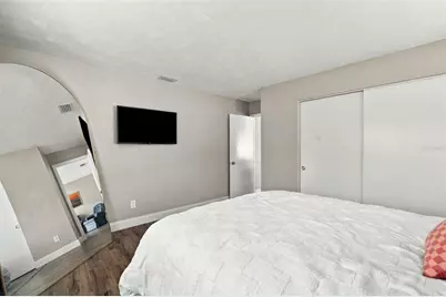 5915 35th Avenue N, Saint Petersburg, FL 33710 - Photo 41