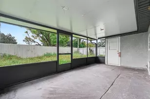 10925 N Florence Ave, Tampa, FL 33612 - Photo 23
