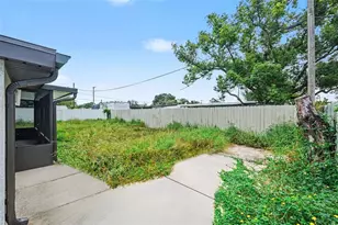 10925 N Florence Ave, Tampa, FL 33612 - Photo 25