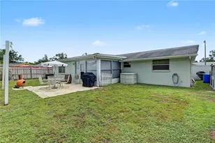 7512 Holly Lake Ln, New Port Richey, FL 34653 - Photo 27