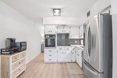 2461 Rhodesian Drive #15, Clearwater, FL 33763 - Photo 9