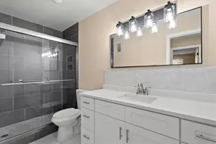 5925 Shore Blvd S, Gulfport, FL 33707 - Photo 11