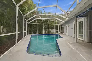 155 Lake Shore Dr E, Palm Harbor, FL 34684 - Photo 21