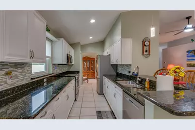 366 Rainforest Court, Oldsmar, FL 34677 - Photo 7