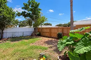 13822 Brewster Dr, Largo, FL 33774 - Photo 11