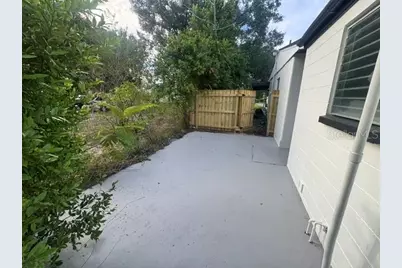 920 E 109th Avenue, Tampa, FL 33612 - Photo 17