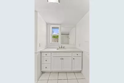 774 91st Avenue N, Saint Petersburg, FL 33702 - Photo 15