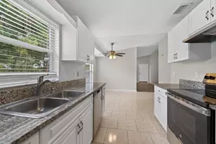 1219 Mohrlake Dr, Brandon, FL 33511 - Photo 19