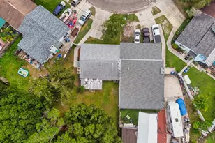 1219 Mohrlake Dr, Brandon, FL 33511 - Photo 53