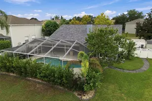 10810 Sailbrooke Dr, Riverview, FL 33579 - Photo 5