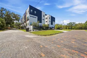 2114 4th St S, Saint Petersburg, FL 33705 - Photo 5