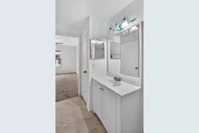 8513 Island Breeze Lane #207, Temple Terrace, FL 33637 - Photo 19