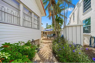 106 14th Avenue, Saint Pete Beach, FL 33706 - Photo 27