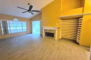 902 Greenbelt Cir, Brandon, FL 33510 - Photo 11