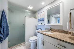 4775 Cove Cir, Saint Petersburg, FL 33708 - Photo 27